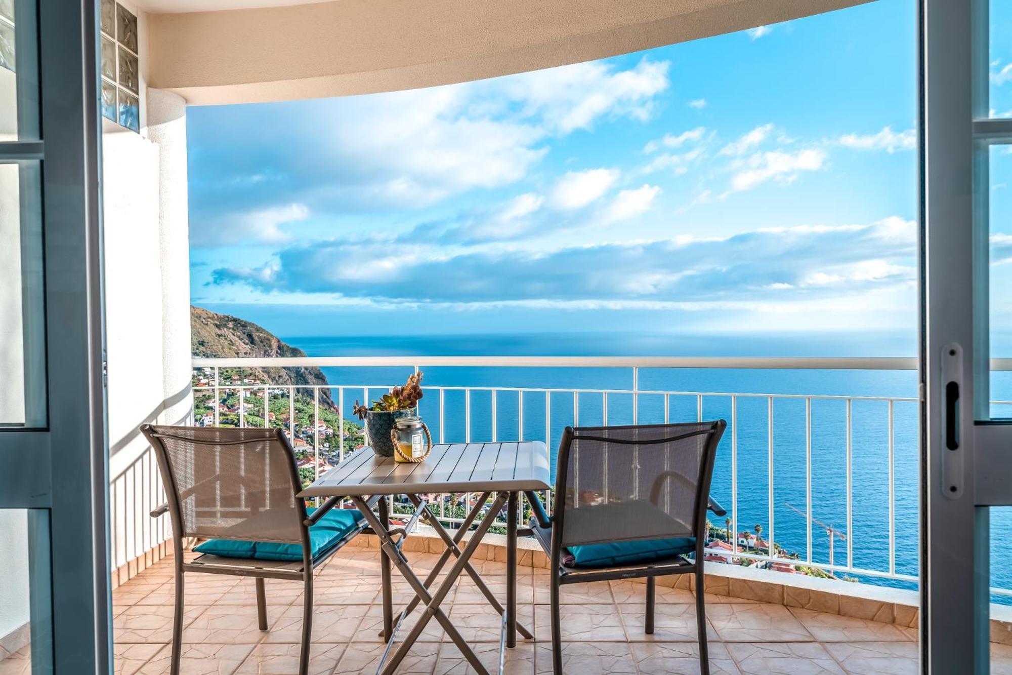 Casa Serena Apartments Arco da Calheta  Extérieur photo